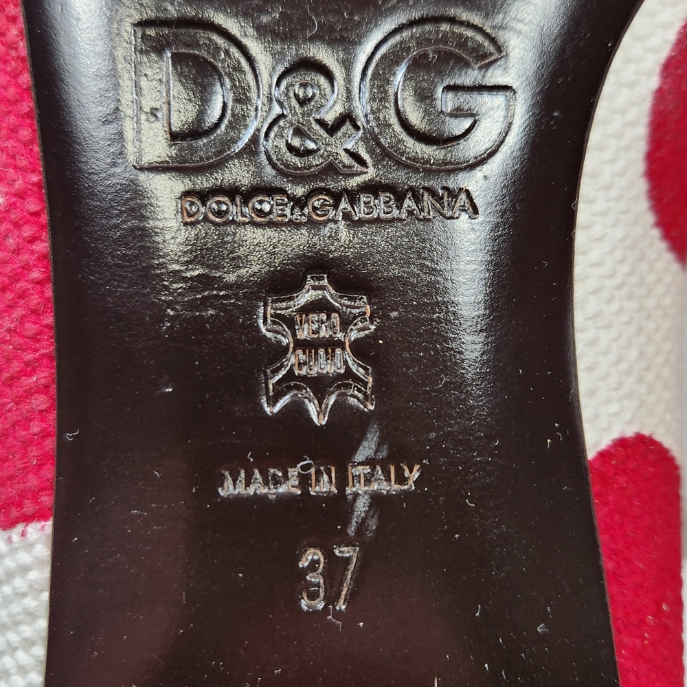 D&G Red and White Women's Shoes - Picture 8 of 14